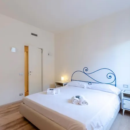 Joivy Bright 3-bedroom In Santa Margherita *
