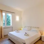 Joivy Bright 3-bedroom In Santa Margherita Apartman
