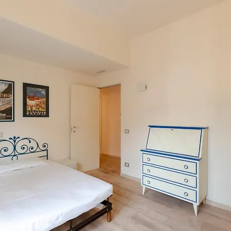 Joivy Bright 3-bedroom In Santa Margherita Апартаменты *
