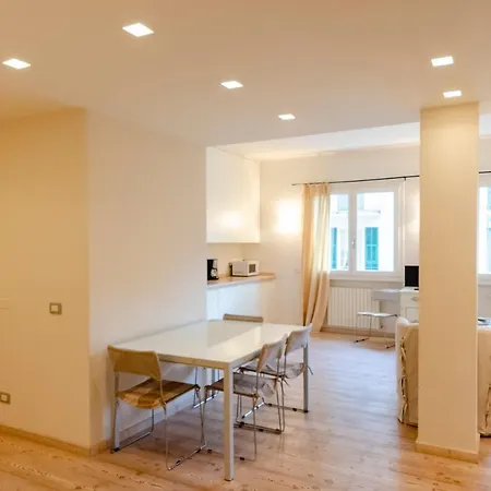 Joivy Bright 3-bedroom In Santa Margherita 산타마르게리타리구레