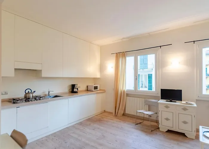 Joivy Bright 3-bedroom In Santa Margherita 산타마르게리타리구레