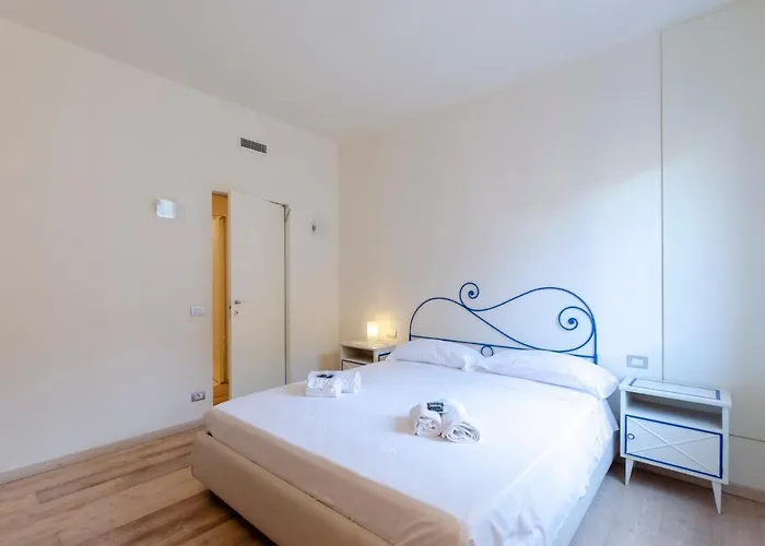 Joivy Bright 3-bedroom In Santa Margherita *