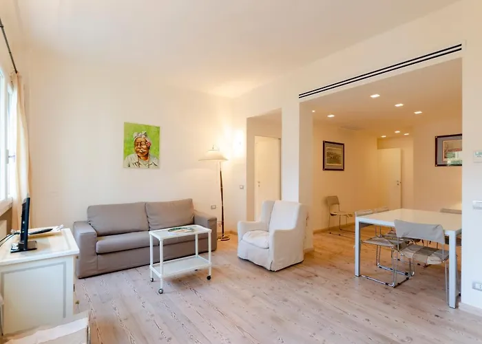 Διαμέρισμα Joivy Bright 3-bedroom In Santa Margherita Σάντα Μαργκερίτα Λιγκούρε